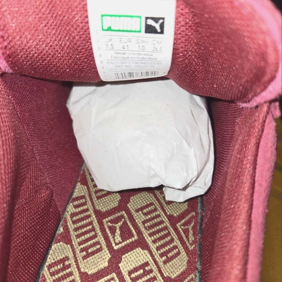 Puma Suede Classic Lace Up Sneaker WOMAN SIZE 10 - Picture 5 of 6